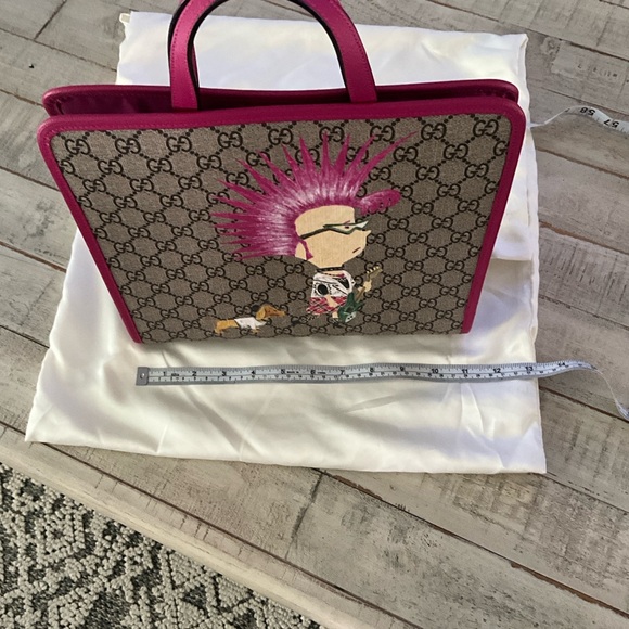 GUCCI GG Supreme Monogram
Punk Print Tote Handbag Hot Pink w Dust Bag - Picture 12 of 15